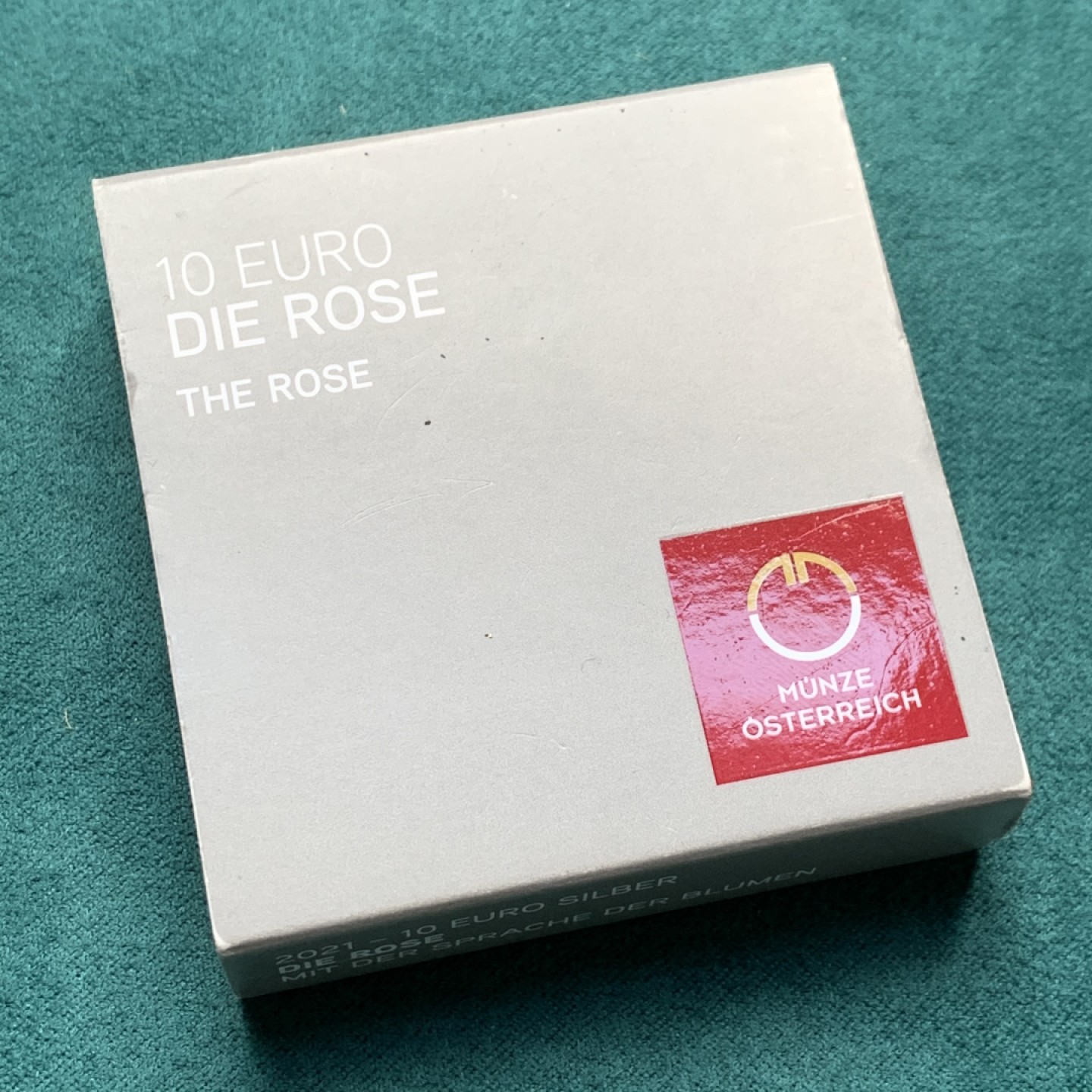 《竞宝斋》第150场-周日，周一，周四 3场 (全场包邮) 奥地利 10欧元 彩色玫瑰花语精制银币 原盒原证 热门题材 寓意美好可送恋人 无刮痕无白斑