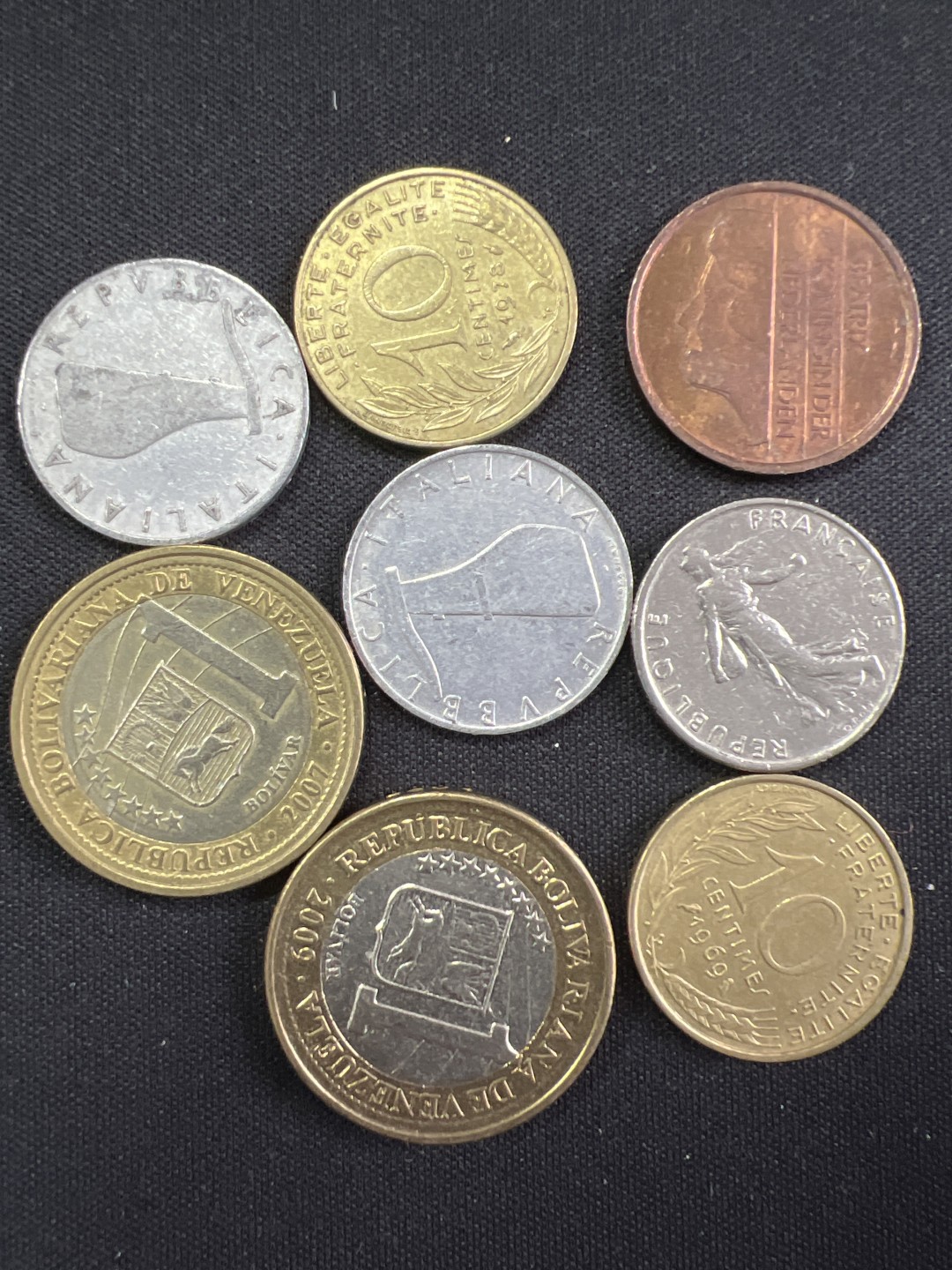 泡泡堂微拍第一 一 七幕硬币捡漏可累计专场👿👿，累计满二十元包邮，接受代拍业务 硬币一组97