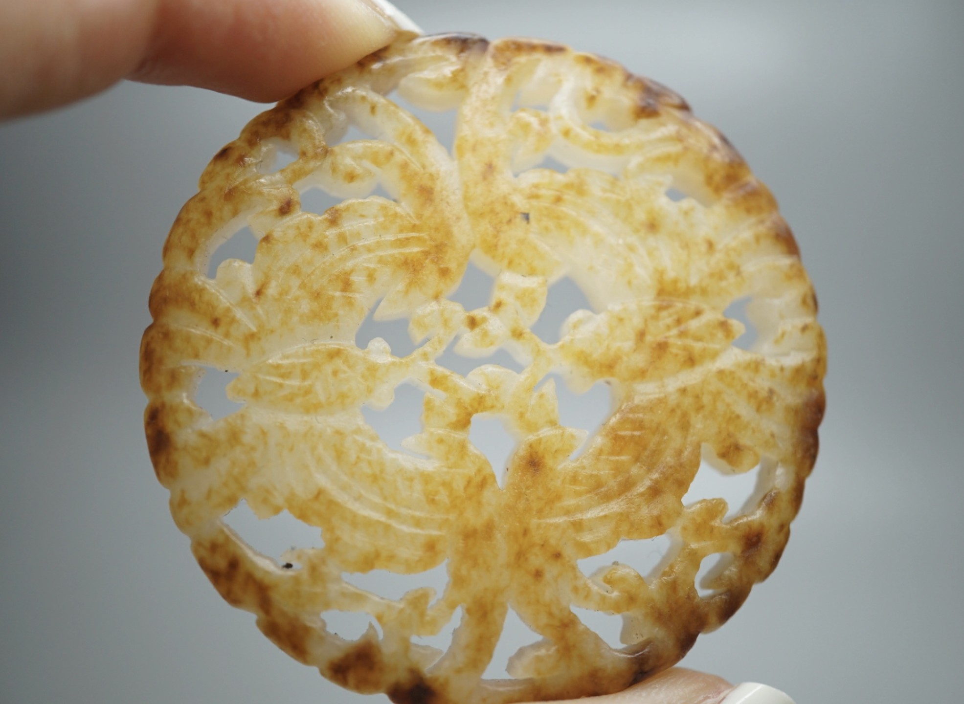 ｜冷门出品｜精选专拍·第贰拾柒场· 和田带皮镂空蝴蝶玉佩