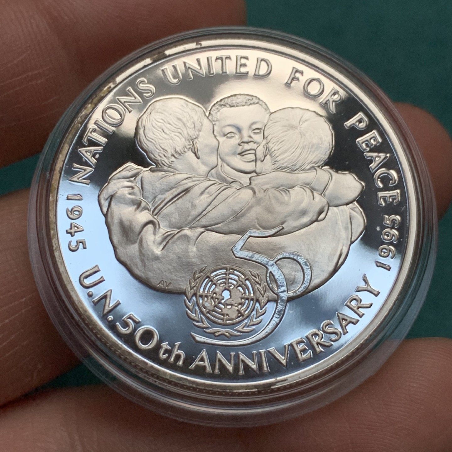 《竞宝斋》第150场-周日，周一，周四 3场 (全场包邮) 牙买加 1995 联合国 50周年 精制纪念大银币 28.28克 925银