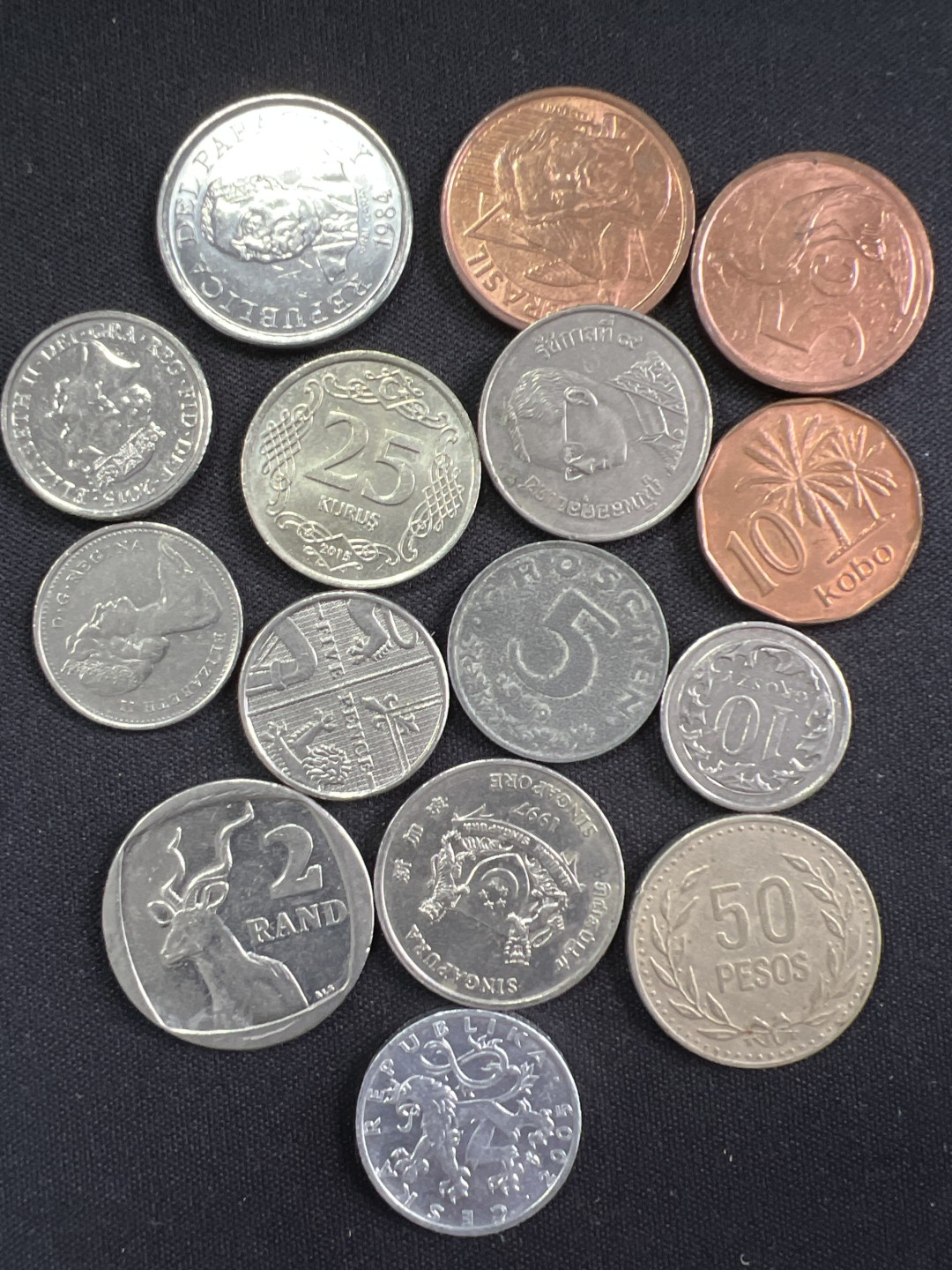 泡泡堂微拍第一 一 七幕硬币捡漏可累计专场👿👿，累计满二十元包邮，接受代拍业务 硬币一组89