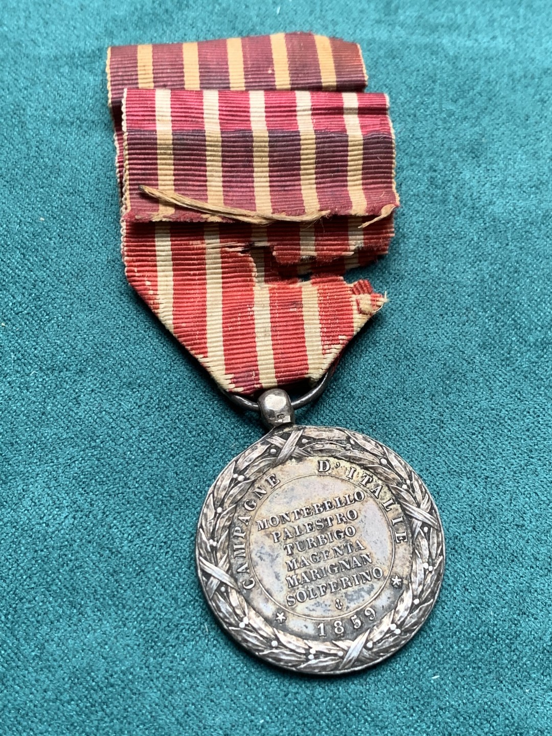 《竞宝斋》第150场-周日，周一，周四 3场 (全场包邮) 法国1859年远征意大利奖章 授予参与反抗奥匈独立战争中的远征意大利军团官兵 ，原味酱彩包浆 十分稀少