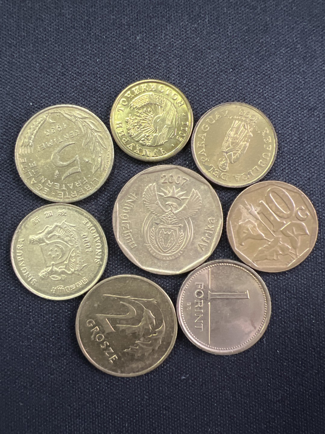 泡泡堂微拍第一 一 七幕硬币捡漏可累计专场👿👿，累计满二十元包邮，接受代拍业务 硬币一组85