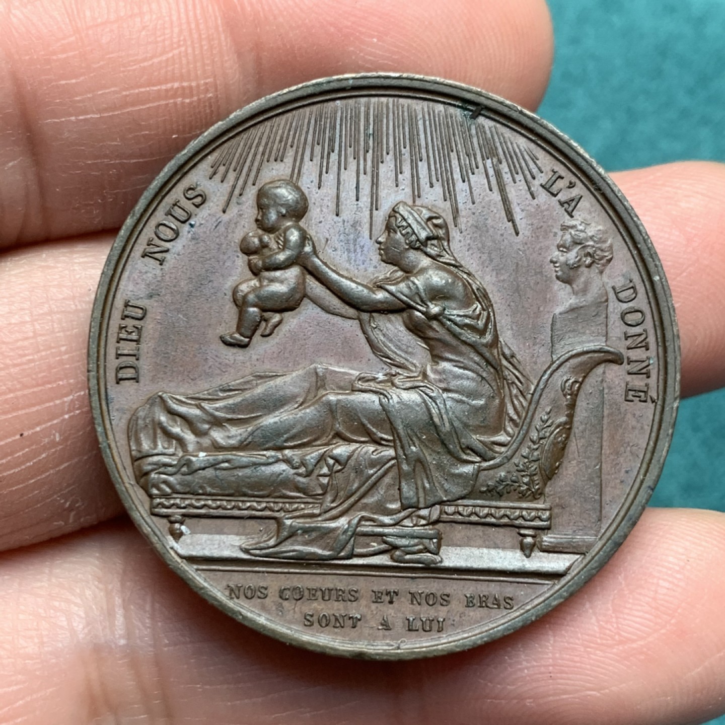 《竞宝斋》第150场-周日，周一，周四 3场 (全场包邮) 1820年 法国亨利五世诞生原铸铜章，直径37mm，重量29.6g