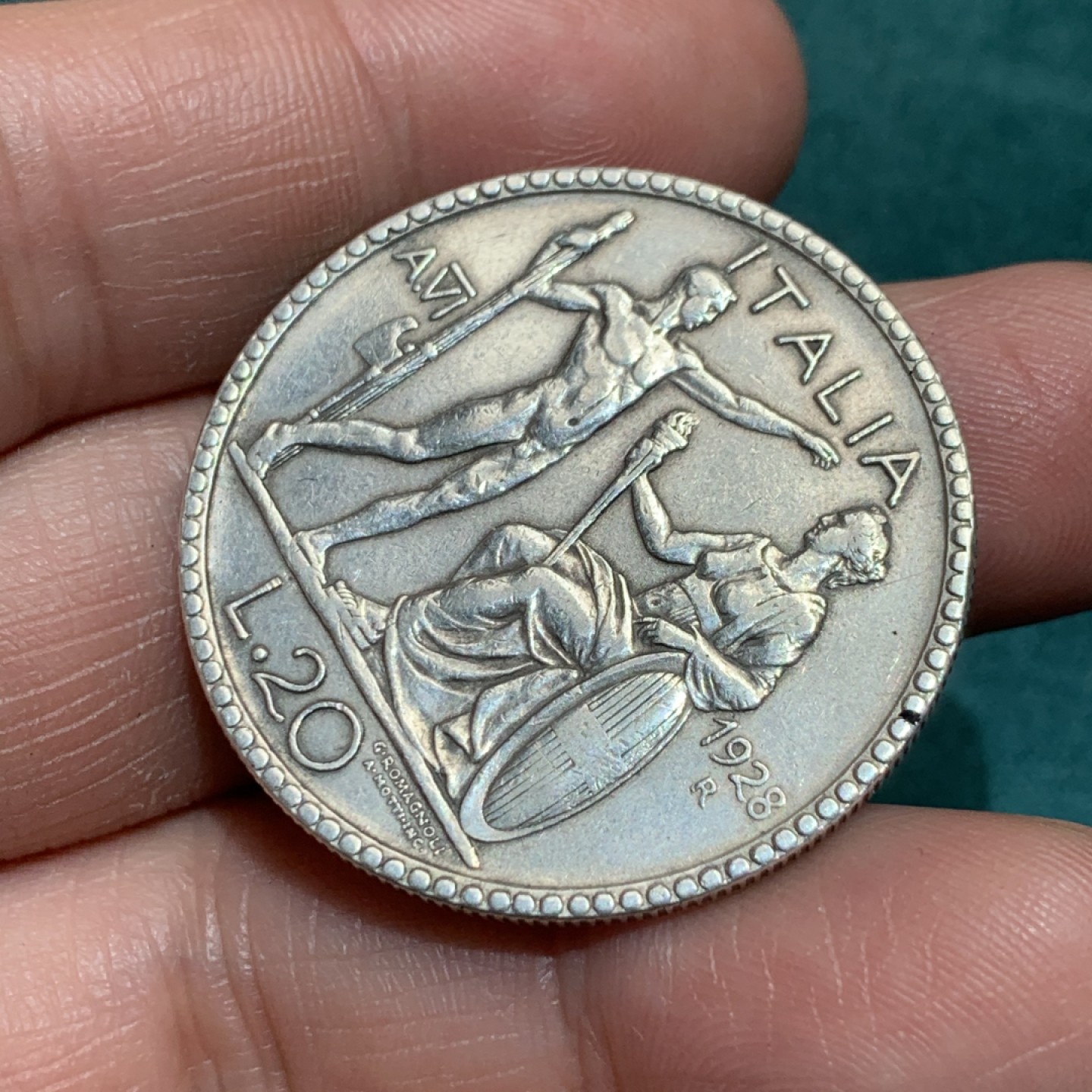 《竞宝斋》第150场-周日，周一，周四 3场 (全场包邮) 1928年意大利裸男20里拉少见年份