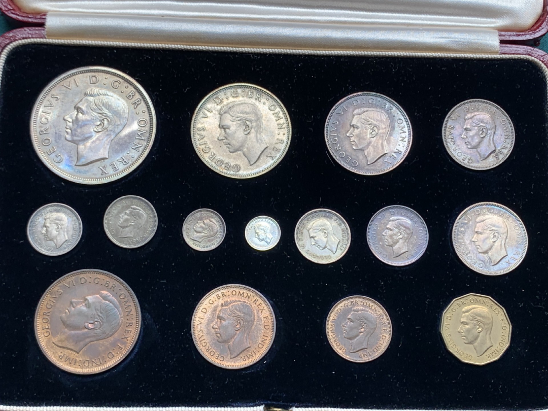 《竞宝斋》第150场-周日，周一，周四 3场 (全场包邮) 英国 1937 乔六登基纪念 15枚装套币  含洗脚币一套 目测为精制