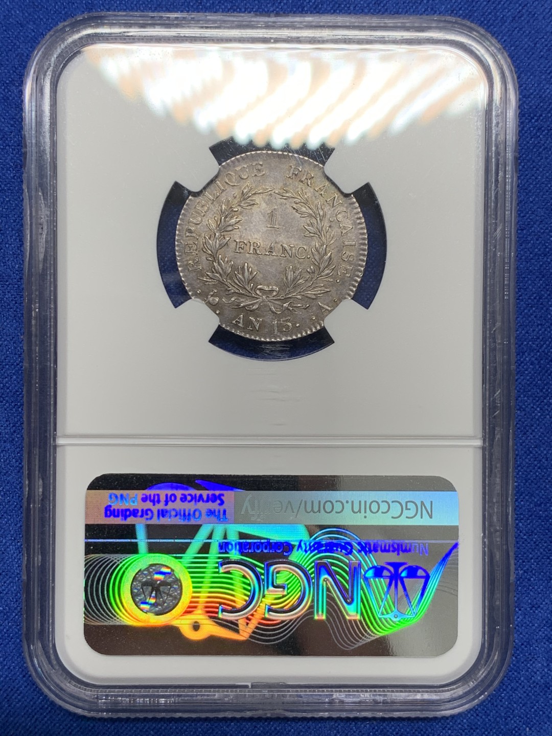 《竞宝斋》第150场-周日，周一，周四 3场 (全场包邮) NGC-AU55 共和13年 拿破仑第一执政1法郎银币 执政官头像少见 发丝细节上佳，黑彩老包浆。1法郎流通充分，书价比常见年份的5法郎更高