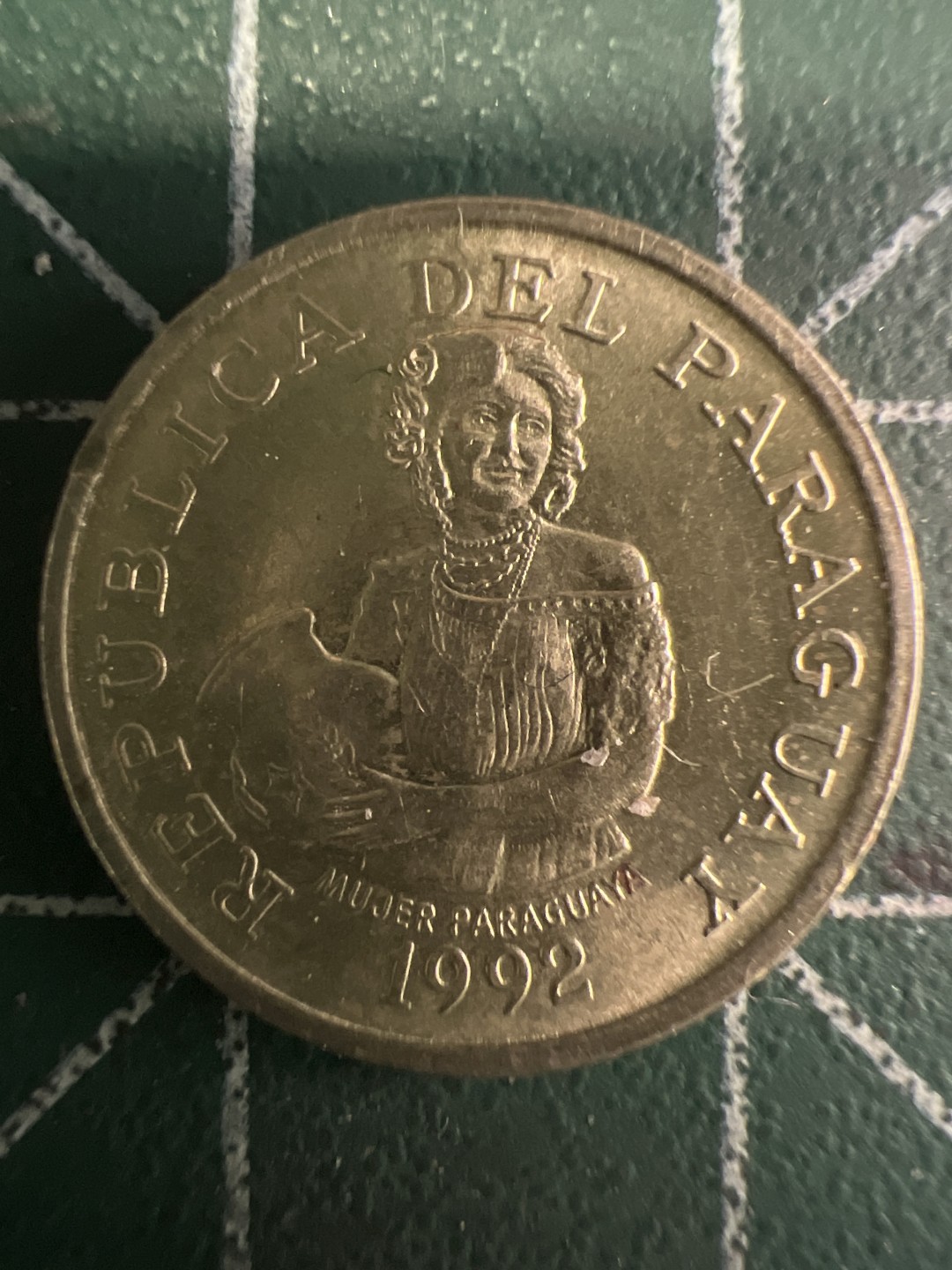 泡泡堂微拍第一 一 八幕硬币捡漏可累计专场👿👿，累计满二十元包邮，接受代拍业务 巴拉圭5瓜拉尼