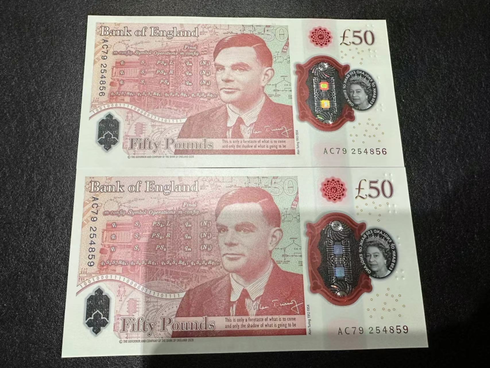 《外钞收藏家》第二百五十九期（连拍第四场） 英国最新版50镑两张 全新UNC 近连号