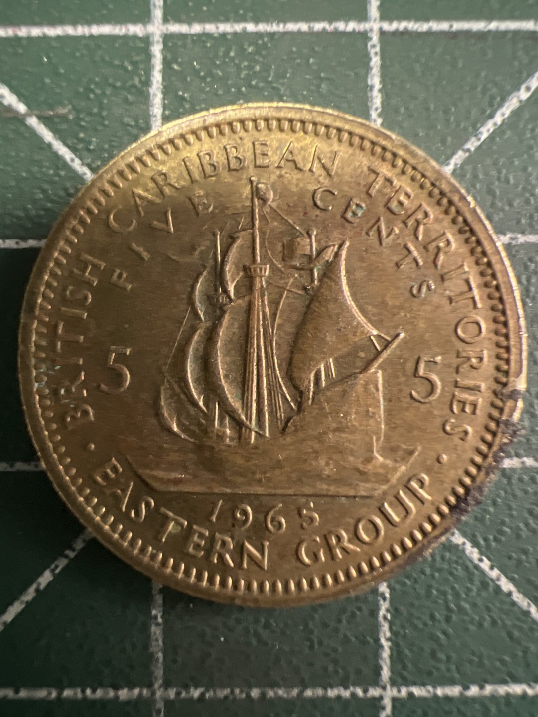 泡泡堂微拍第一 一 八幕硬币捡漏可累计专场👿👿，累计满二十元包邮，接受代拍业务 英属加勒比海5分