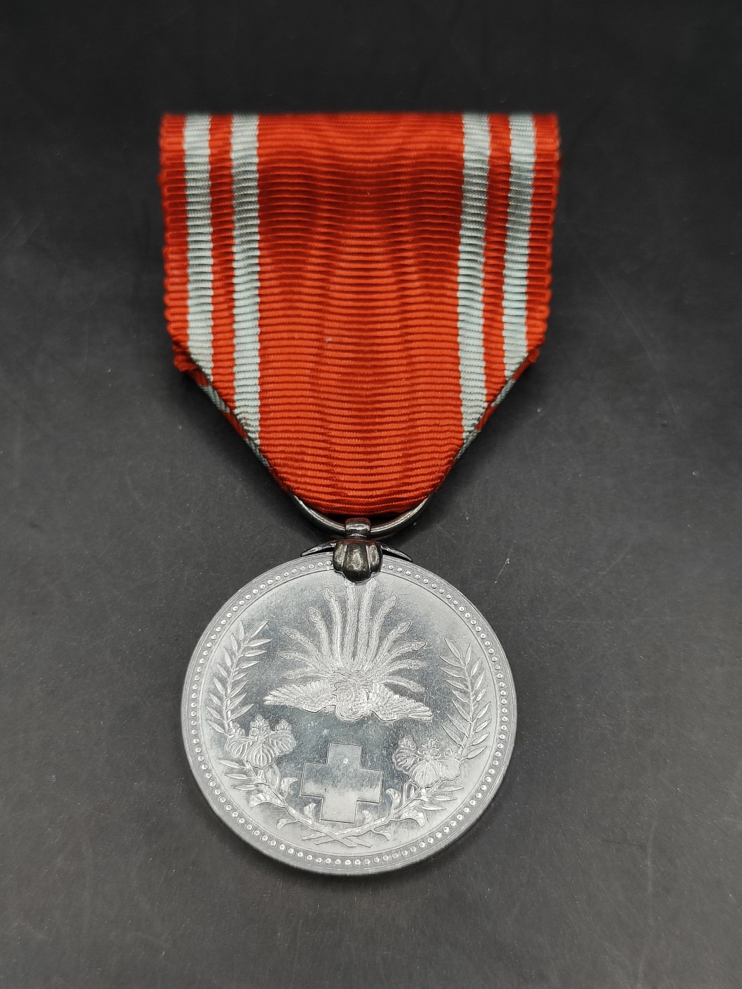 全场0元起拍 第45期 咸鱼国勋章拍卖专场 4月9日（周日）下午6：00开始 日本赤十字社员章