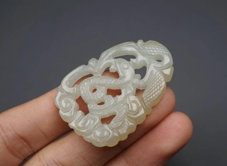 ｜冷门出品｜精选专拍·第贰拾柒场· 和田玉 蛇玉牌挂件