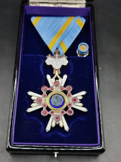 全场0元起拍 第45期 咸鱼国勋章拍卖专场 4月9日（周日）下午6：00开始 - 日本荣典后 瑞宝双光章 银制带盒略