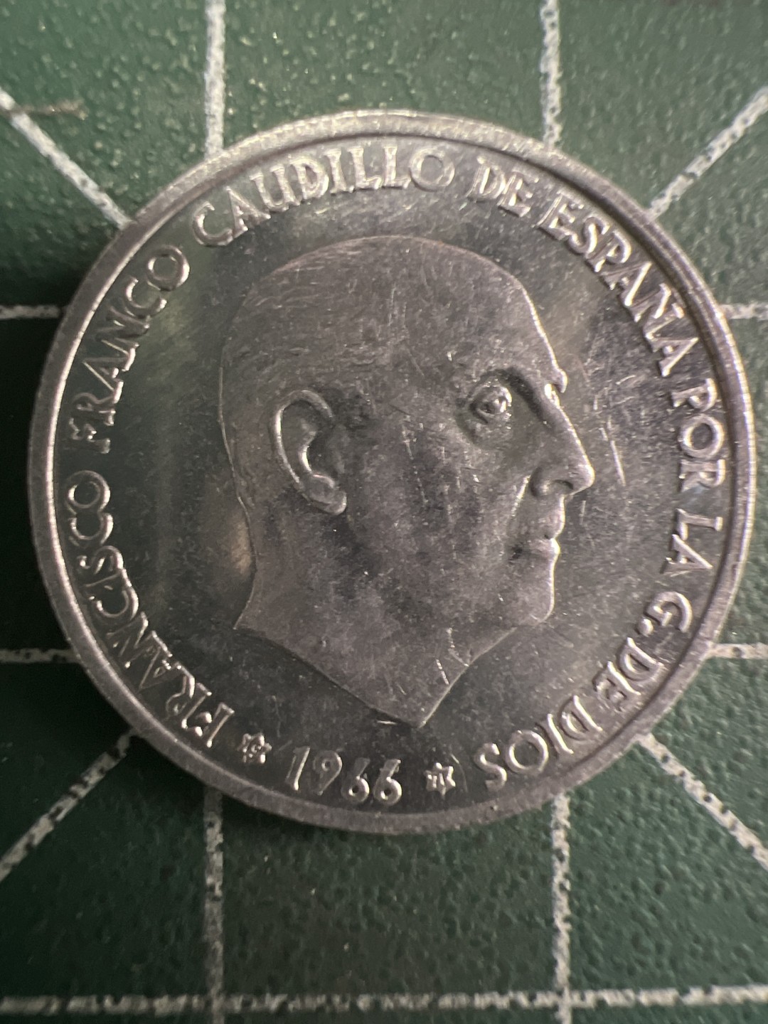 泡泡堂微拍第一 一 八幕硬币捡漏可累计专场👿👿，累计满二十元包邮，接受代拍业务 西班牙50分