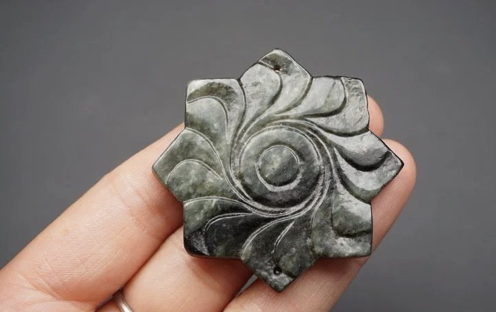 ｜冷门出品｜精选专拍·第贰拾柒场· 和田玉 花卉牌挂件