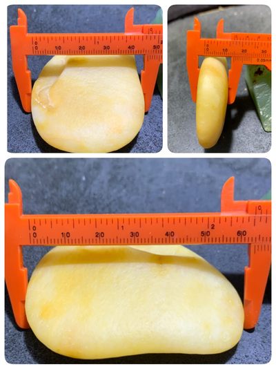 精美天然地表黄白料金丝玉籽料原石一块， 精美天然地表黄白料金丝玉籽料原石一块，