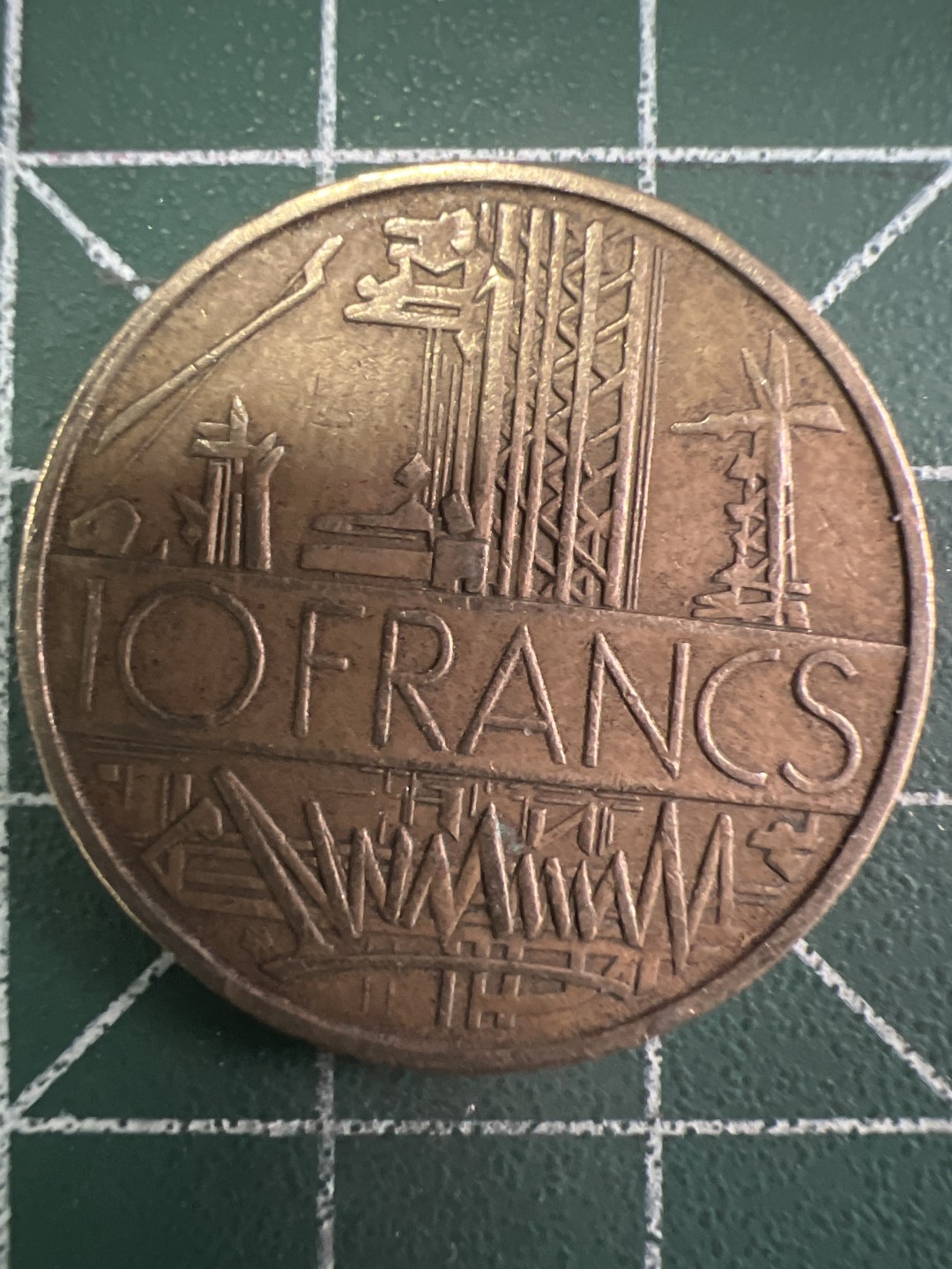 泡泡堂微拍第一 一 八幕硬币捡漏可累计专场👿👿，累计满二十元包邮，接受代拍业务 法国10法郎 巴士底狱