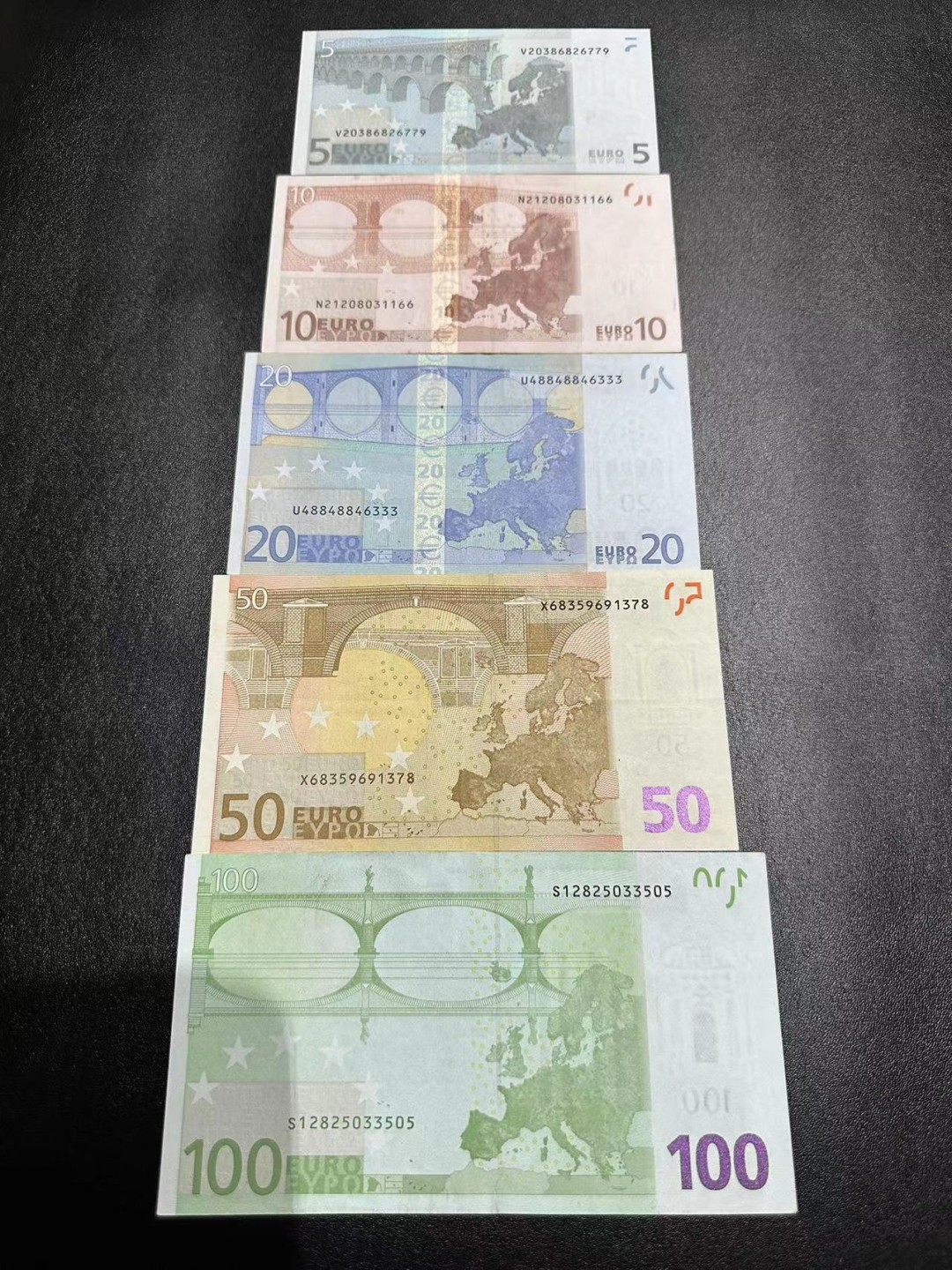 《外钞收藏家》第二百五十九期（连拍第四场） 欧元 五张一起 AU品相为主