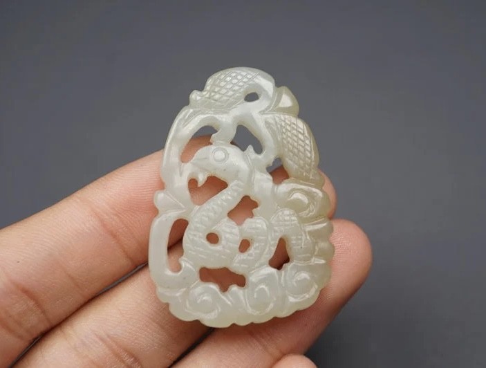 ｜冷门出品｜精选专拍·第贰拾柒场· 和田玉 蛇玉牌挂件