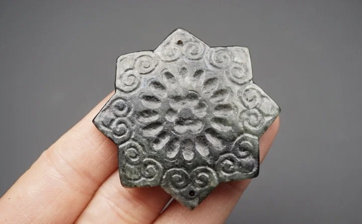 ｜冷门出品｜精选专拍·第贰拾柒场· 和田玉 花卉牌挂件
