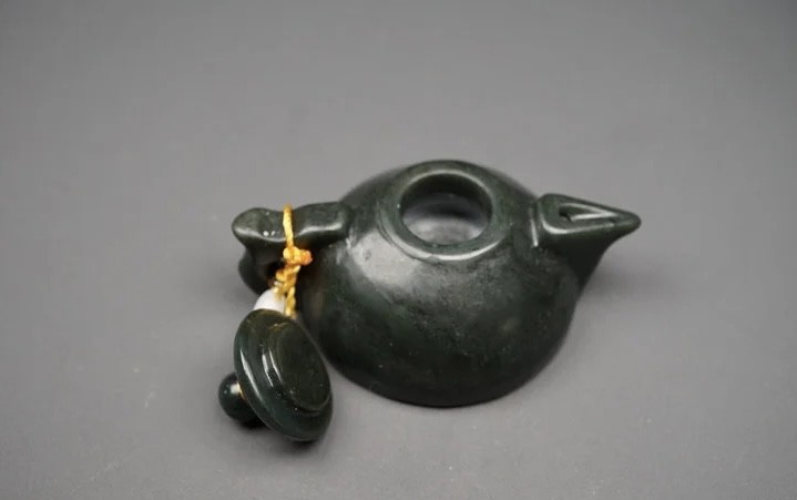 ｜冷门出品｜精选专拍·第贰拾柒场· 和田玉 小茶壶 砚滴｜尺寸 7.2*5*3.8厘米