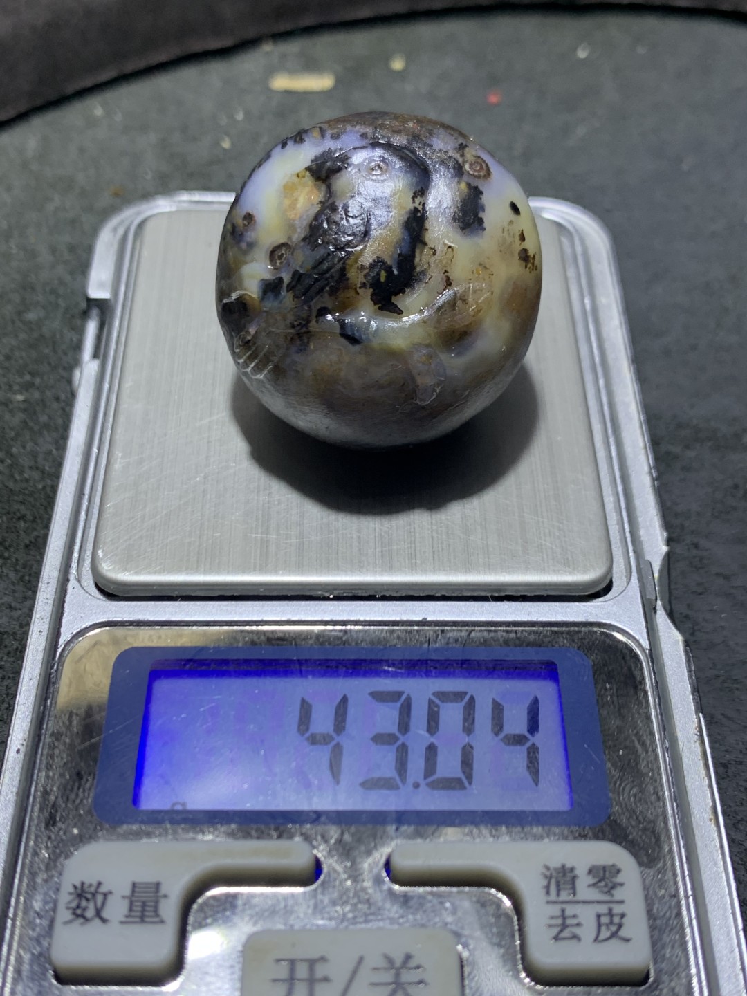 精美亚光天眼战国红玛瑙手工雕刻喜上眉梢把件一个，，