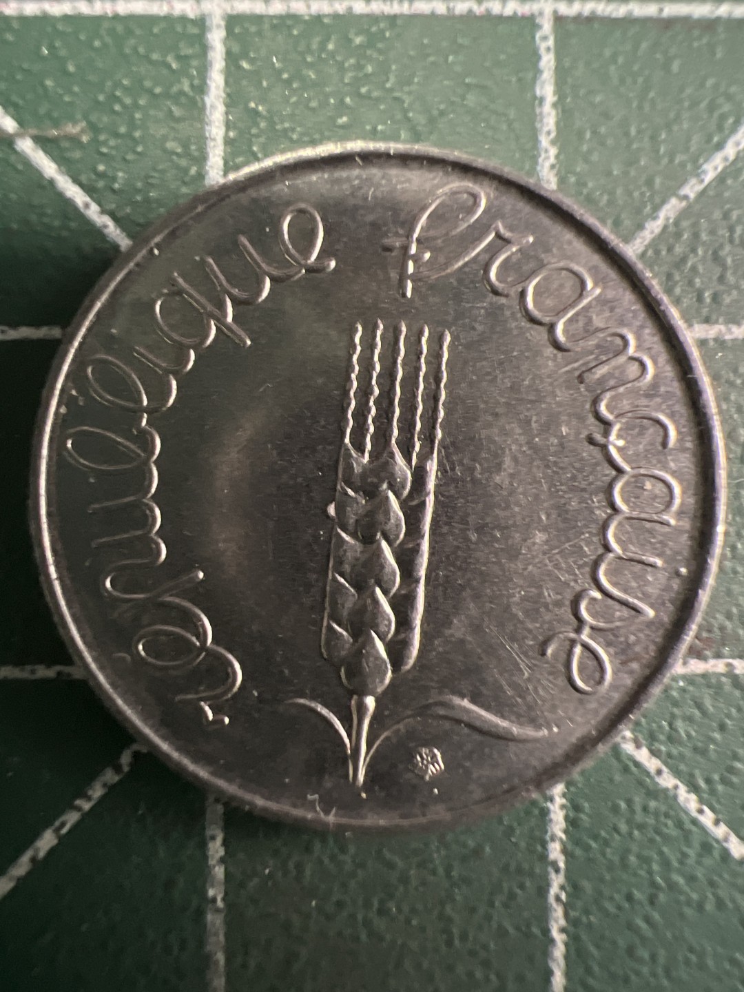 泡泡堂微拍第一 一 八幕硬币捡漏可累计专场👿👿，累计满二十元包邮，接受代拍业务 法国5生丁