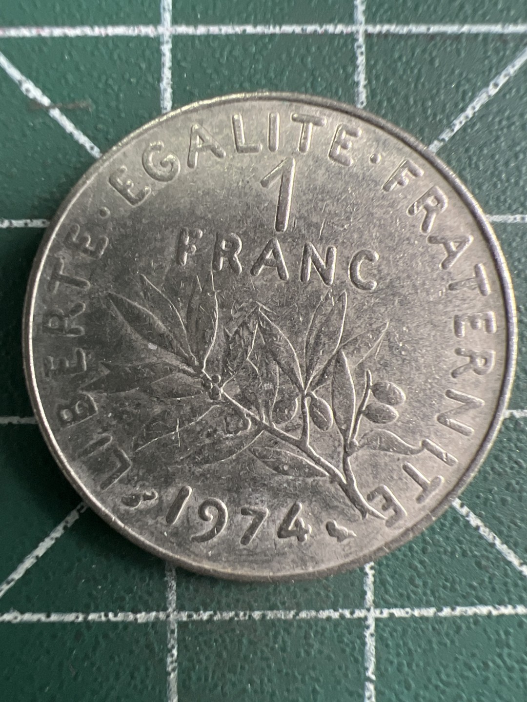 泡泡堂第326期  世界硬币 （无押金，捡漏，全场20包邮，偏远地区除外，接收代拍业务） 法国1法郎