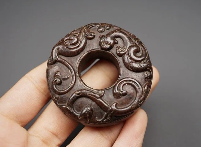 ｜冷门出品｜精选专拍·第贰拾柒场· 明清工 地方玉 螭龙纹玉璧挂件