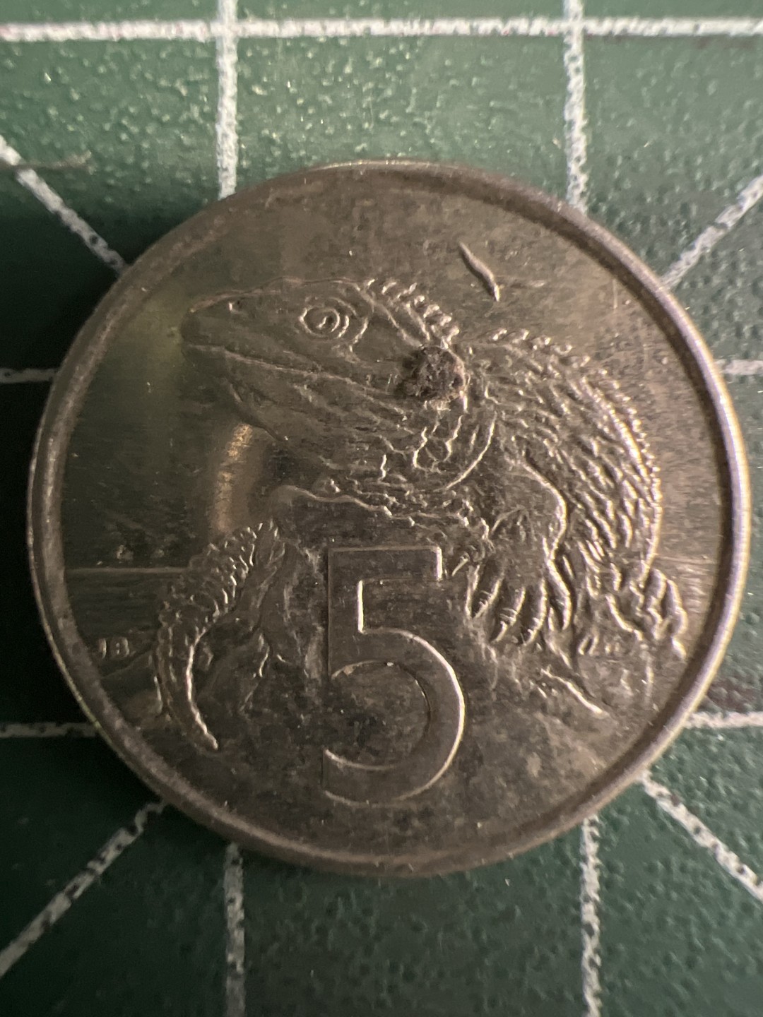 泡泡堂微拍第一 一 八幕硬币捡漏可累计专场👿👿，累计满二十元包邮，接受代拍业务 新西兰五分