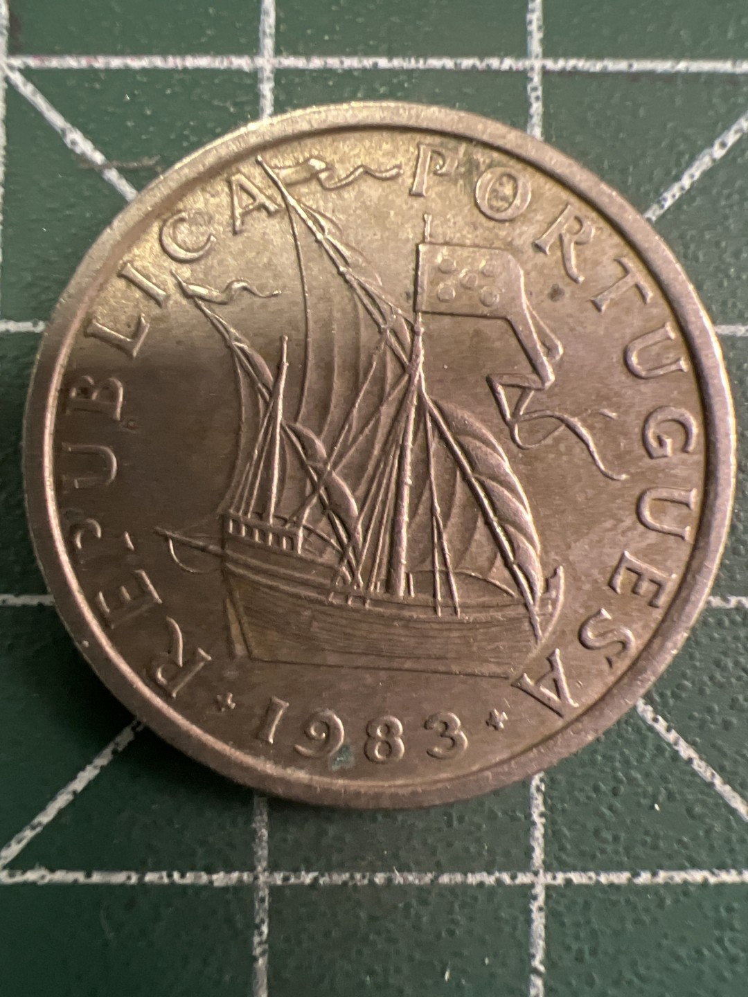 泡泡堂微拍第一 一 八幕硬币捡漏可累计专场👿👿，累计满二十元包邮，接受代拍业务 葡萄牙5埃斯库多