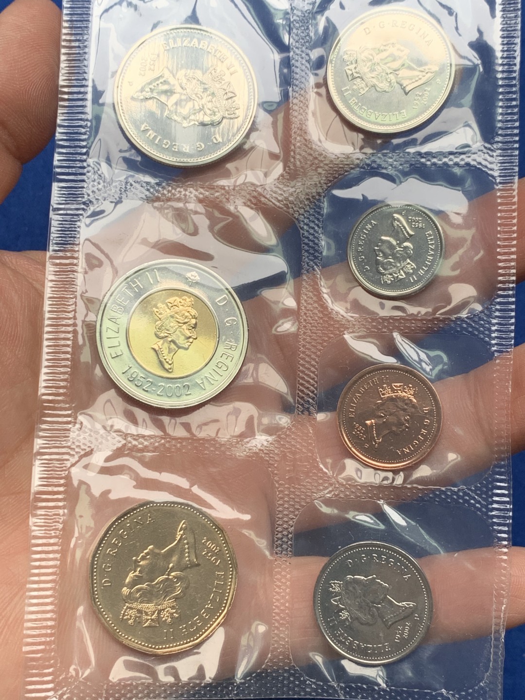 《竞宝斋》第151场-周日，周一，周四 3场 (全场包邮) 卡装 加拿大2002年 七枚套封装套币