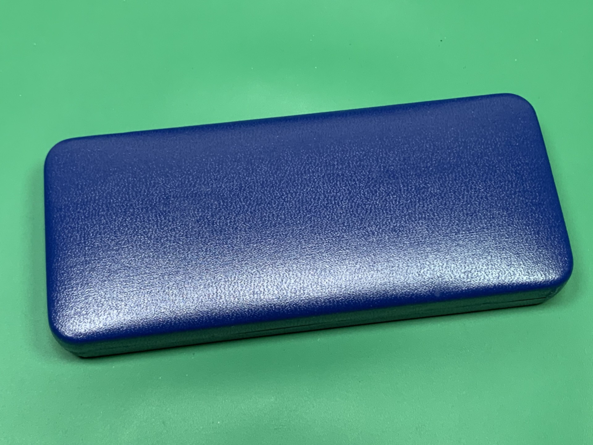 《竞宝斋》第151场-周日，周一，周四 3场 (全场包邮) 原盒 澳大利亚1999年 雪山计划 10元大银币一对 20.77克