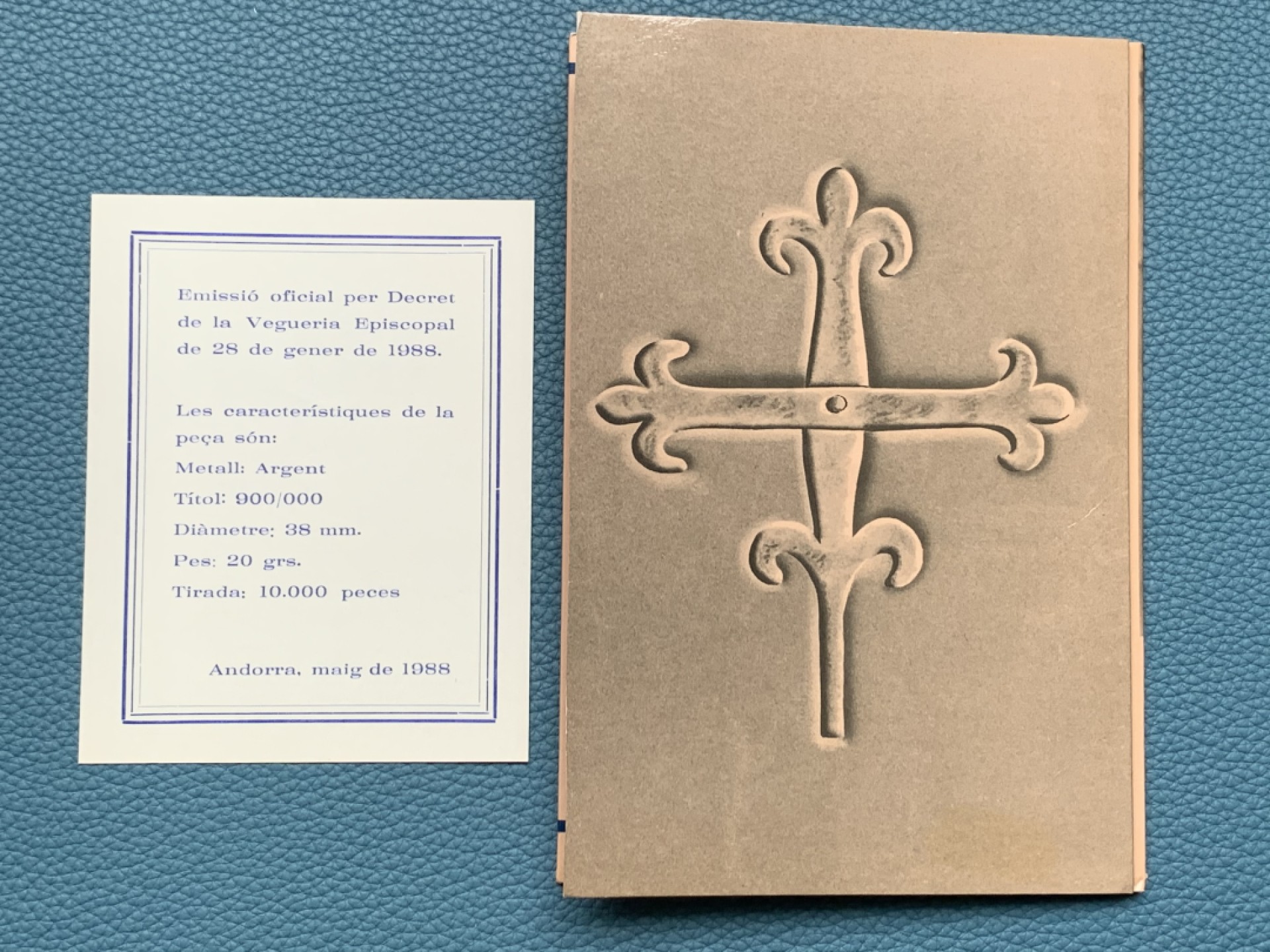 《竞宝斋》第151场-周日，周一，周四 3场 (全场包邮) 卡装 安道尔1988年 十字 25第纳尔大银币 非常稀少 发行量一万枚 20克 90%银