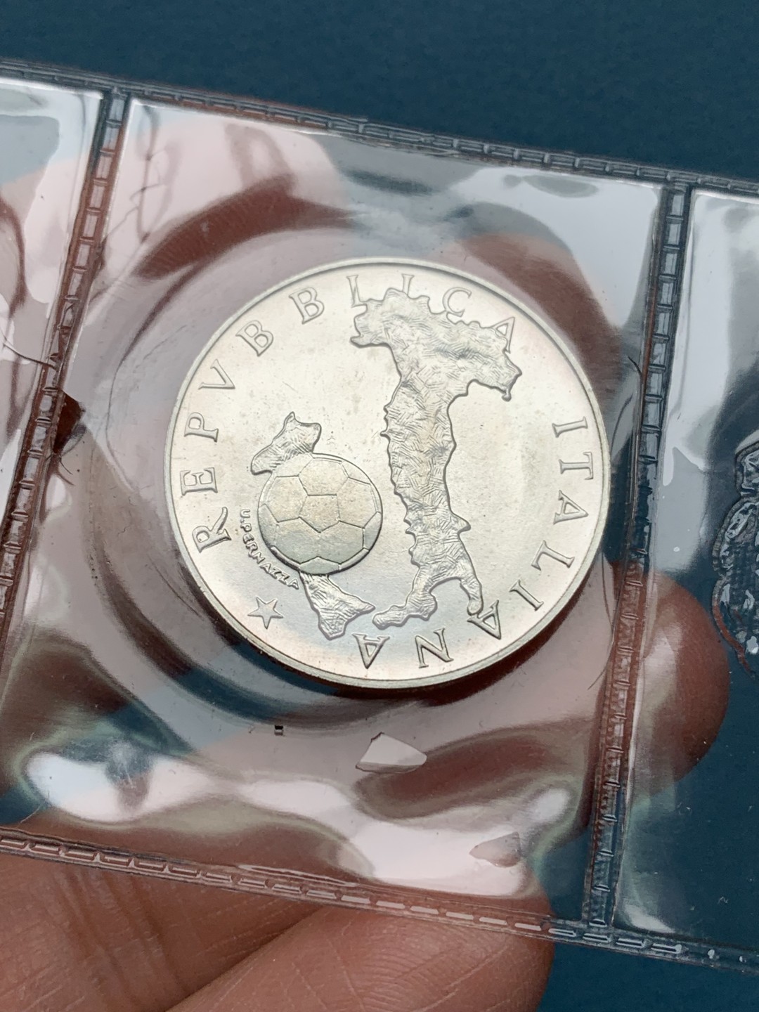 《竞宝斋》第151场-周日，周一，周四 3场 (全场包邮) 意大利1986年 世界杯纪念 500里拉银币