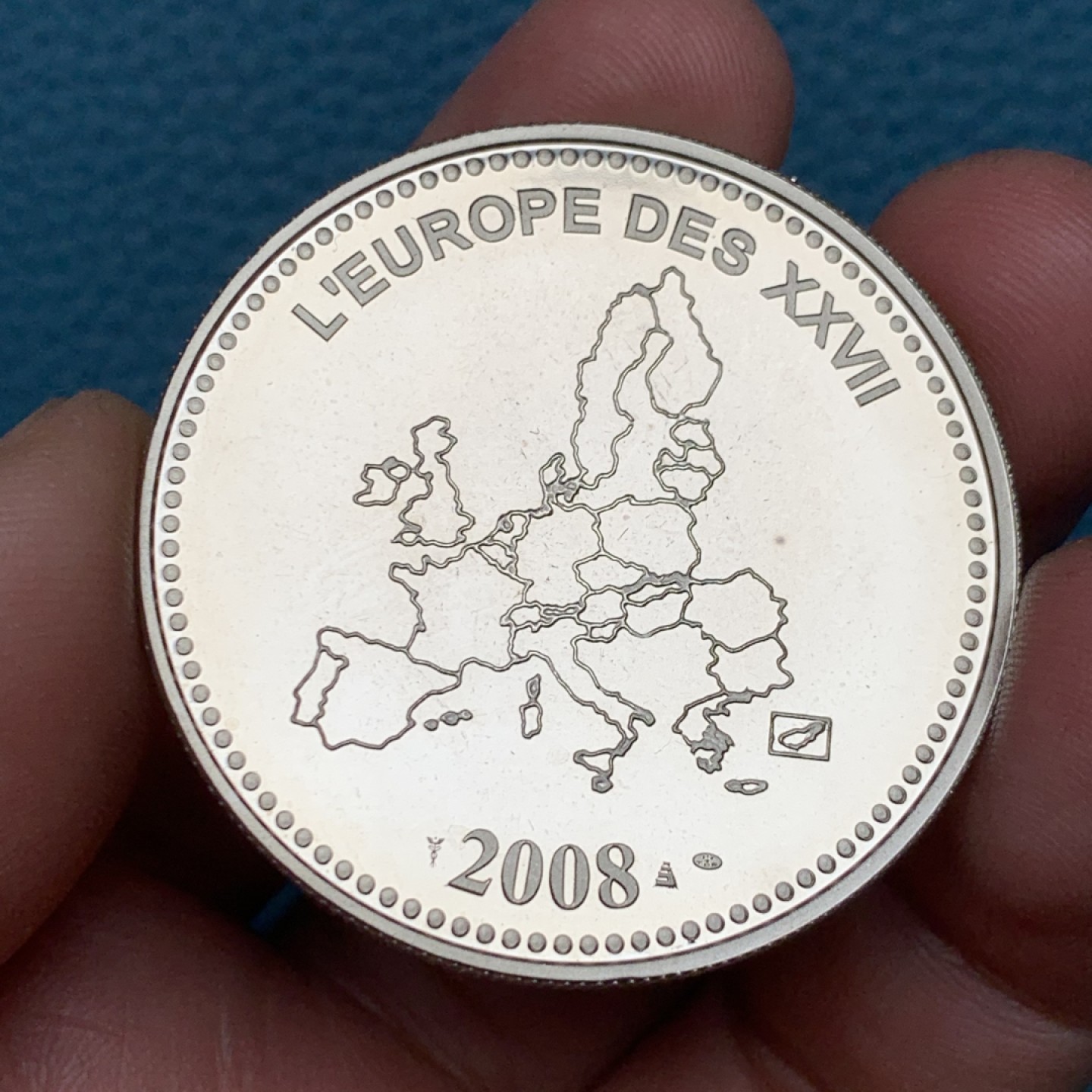 《竞宝斋》第151场-周日，周一，周四 3场 (全场包邮) 法国2008年 纪念欧盟大银章