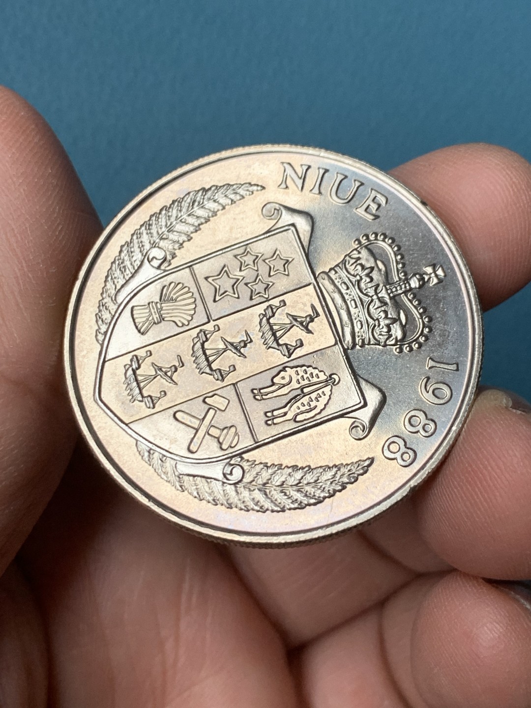 《竞宝斋》第151场-周日，周一，周四 3场 (全场包邮) 纽埃1988年 约翰.肯尼迪 5元大型 镍币