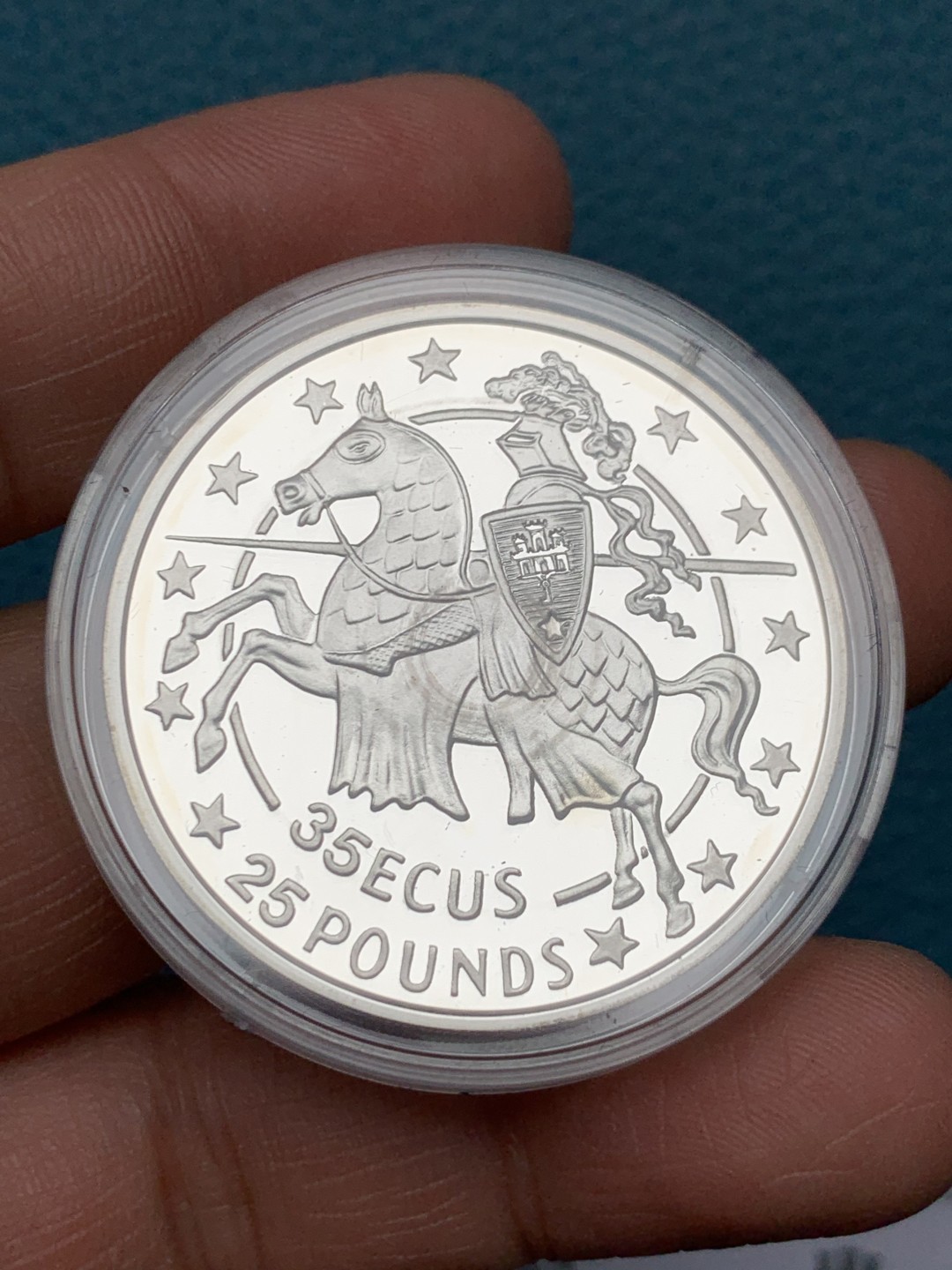 《竞宝斋》第151场-周日，周一，周四 3场 (全场包邮) 直布罗陀1991年 马剑骑士35ECUS/25镑 精制大银币