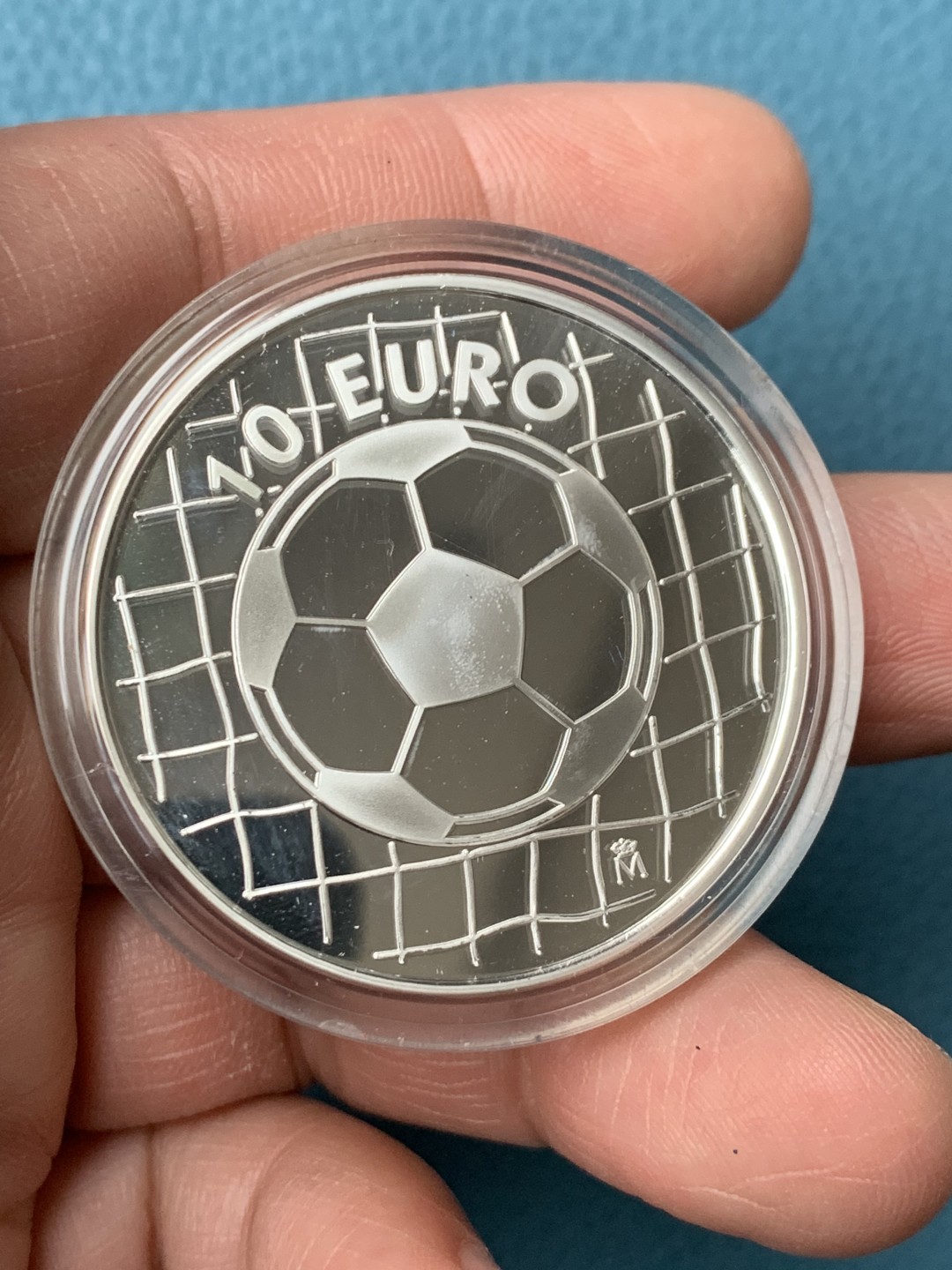 《竞宝斋》第151场-周日，周一，周四 3场 (全场包邮) 木盒证书 西班牙2002年 世界杯纪念 10欧元 精制大银币  27克 92.5%银