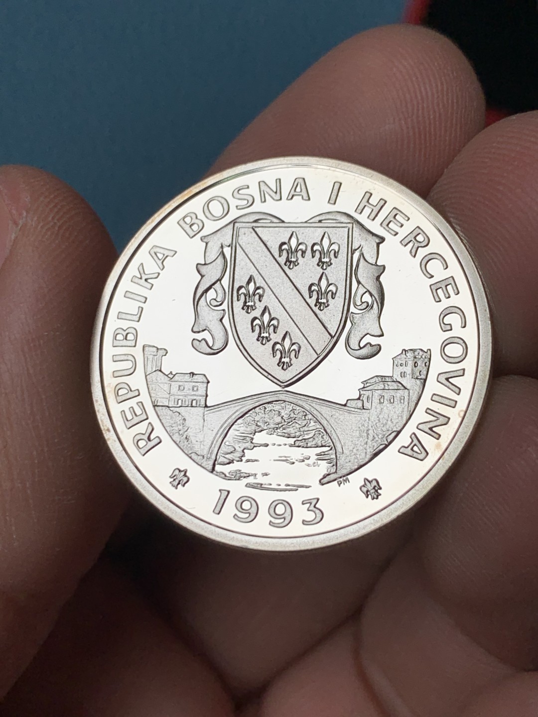 《竞宝斋》第151场-周日，周一，周四 3场 (全场包邮) 波黑 1993年14ECUS+2ECUS银币一枚 非常少见