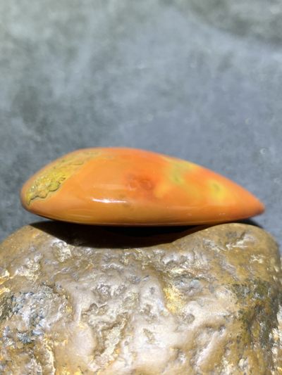 精美战国红玛瑙冰飘水滴形大吊坠一个 精美战国红玛瑙冰飘水滴形大吊坠一个