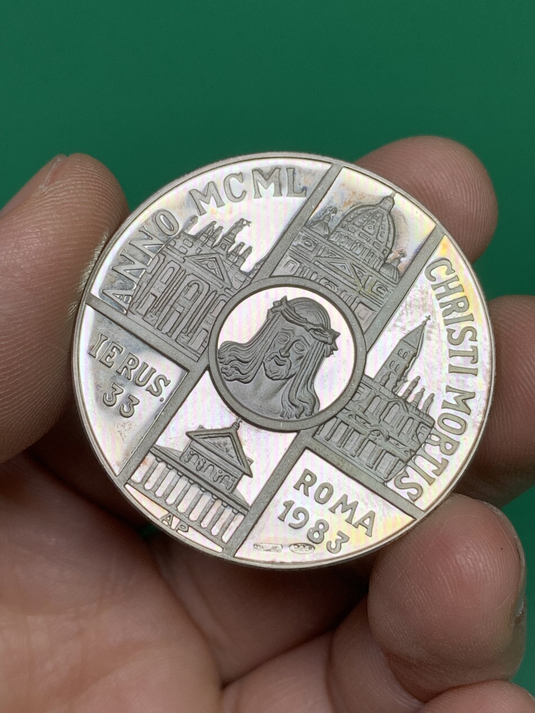 《竞宝斋》第151场-周日，周一，周四 3场 (全场包邮) 梵蒂冈1983年 祈福大银章