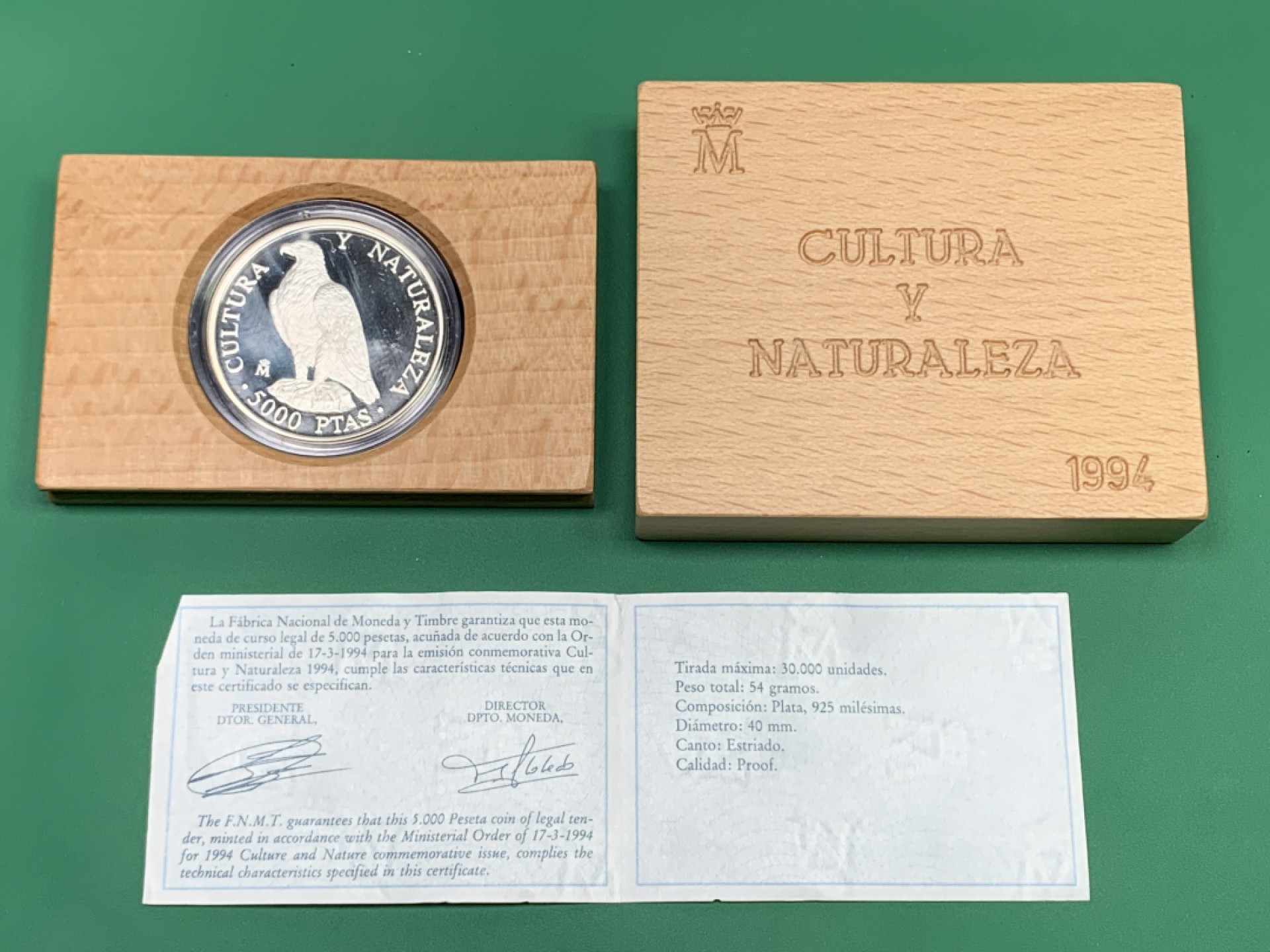 《竞宝斋》第151场-周日，周一，周四 3场 (全场包邮) 原盒 西班牙1994年 保护大自然系列 老鹰 5000比塞塔 精制大银币 54克 92.5%银 