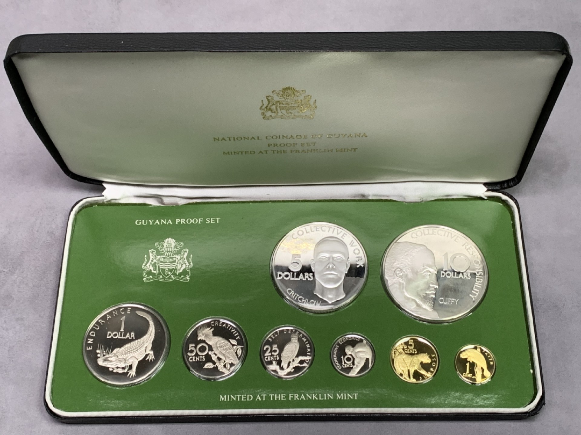 《竞宝斋》第151场-周日，周一，周四 3场 (全场包邮) 原盒 圭亚那 1976年 八枚套精制币 其中最大两枚5和10元是银币