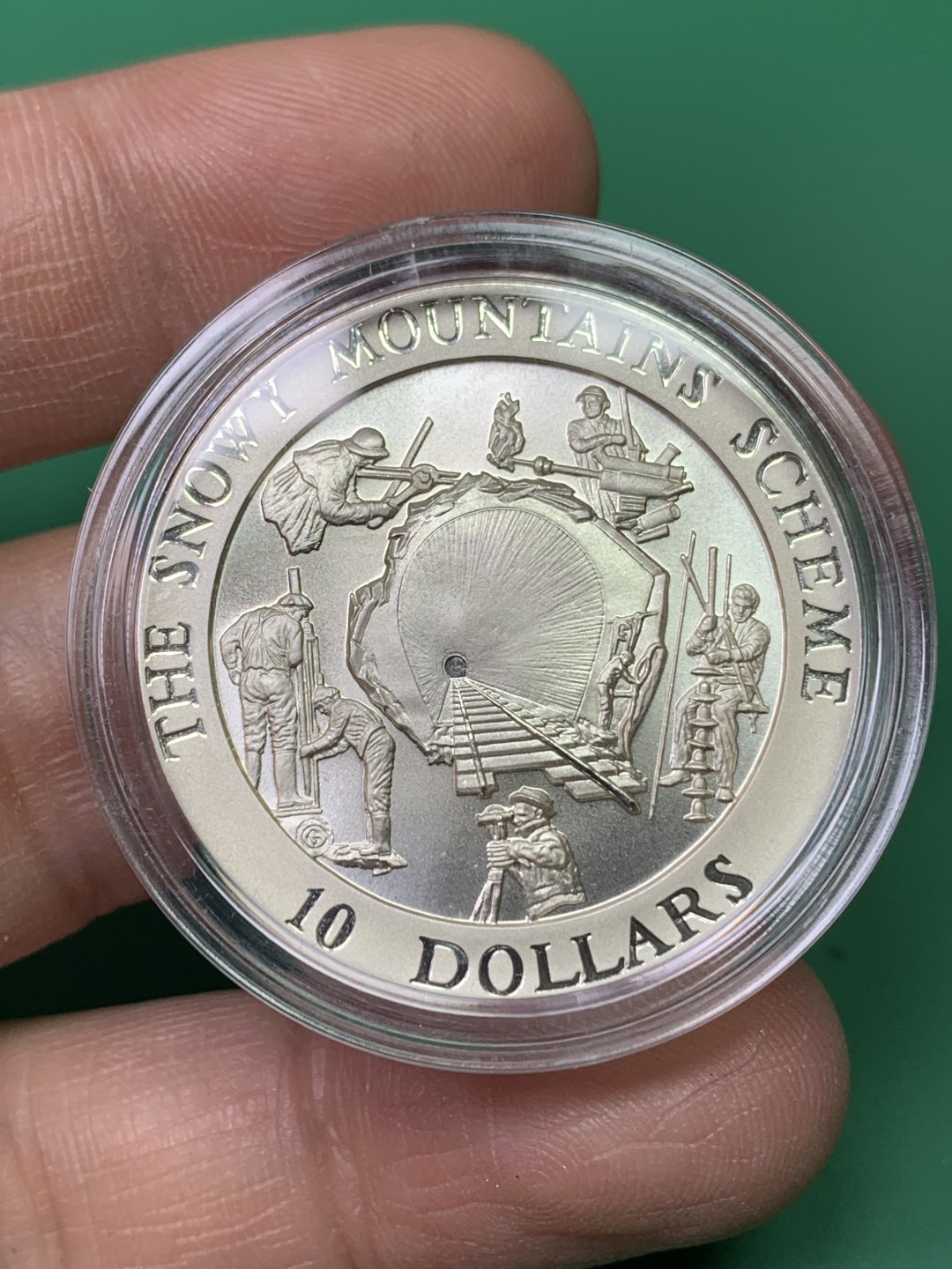 《竞宝斋》第151场-周日，周一，周四 3场 (全场包邮) 原盒 澳大利亚1999年 雪山计划 10元大银币一对 20.77克