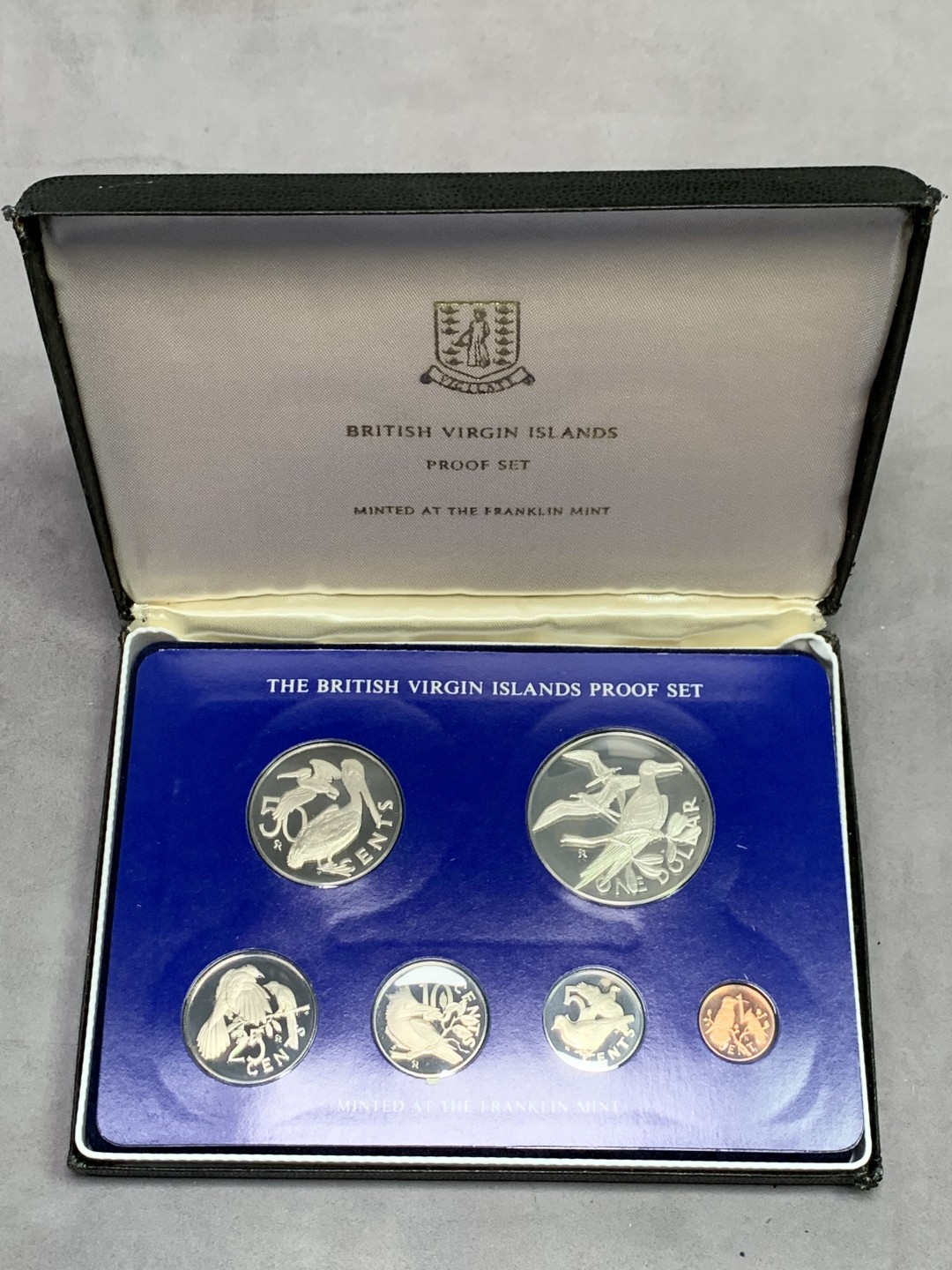 《竞宝斋》第151场-周日，周一，周四 3场 (全场包邮) 原盒 维京群岛1975年 六枚套 精制币 其中最大一枚是银币