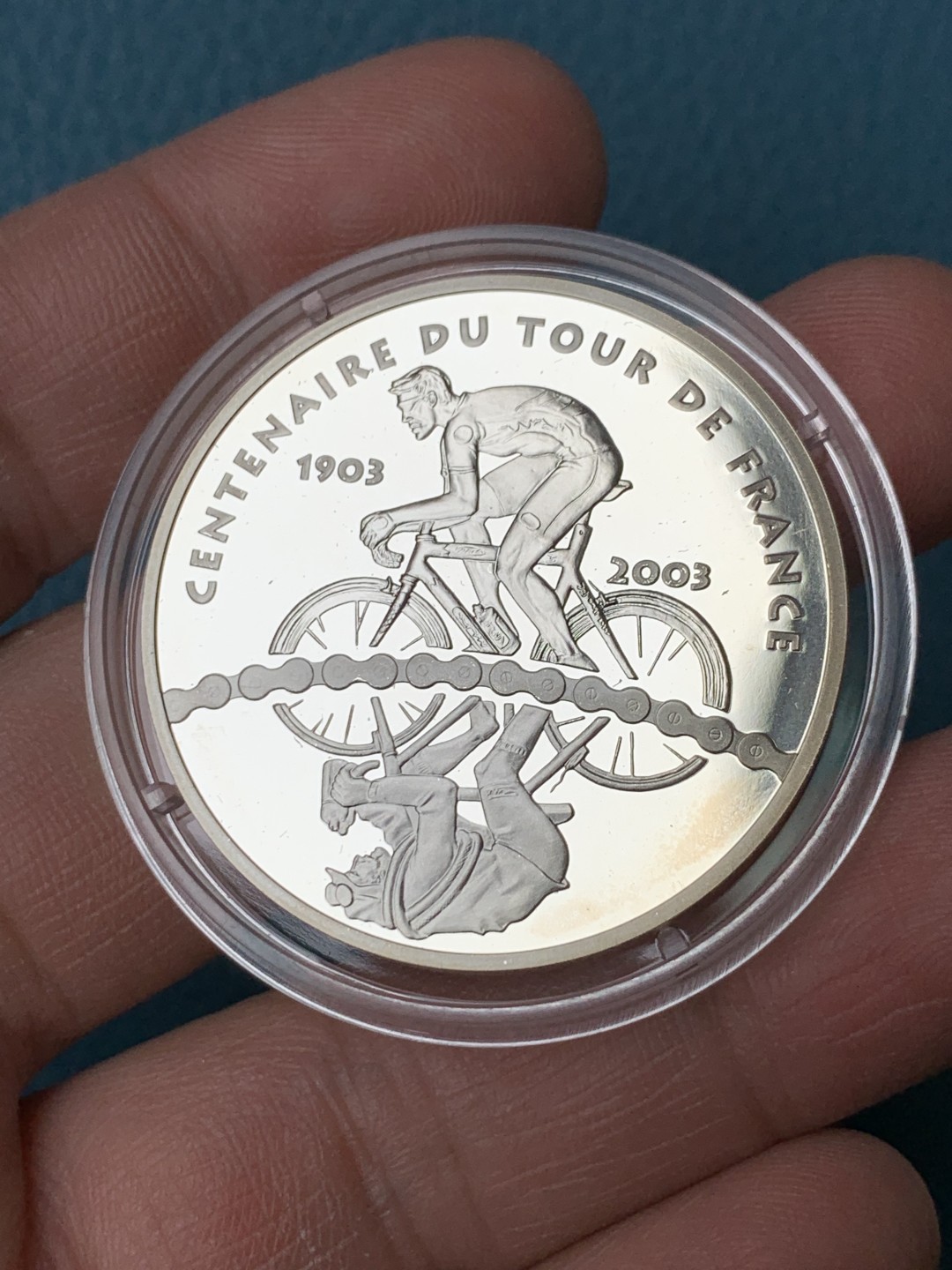 《竞宝斋》第151场-周日，周一，周四 3场 (全场包邮) 原盒 法国20003年 自行车赛 1.5欧元精制大银币 22.2克 90%银