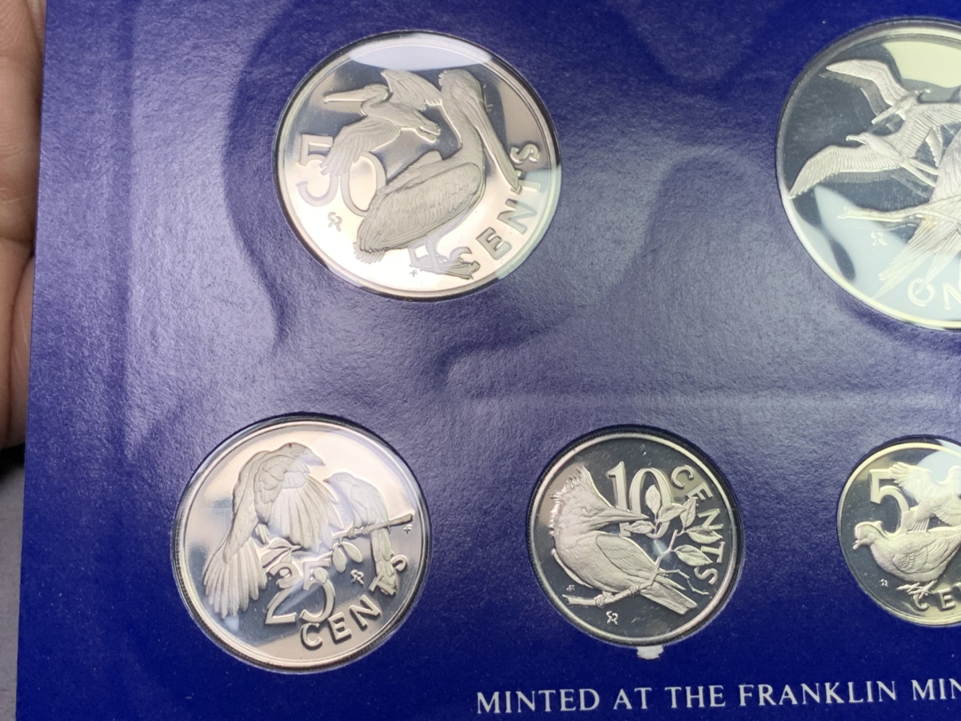 《竞宝斋》第151场-周日，周一，周四 3场 (全场包邮) 原盒 维京群岛1975年 六枚套 精制币 其中最大一枚是银币