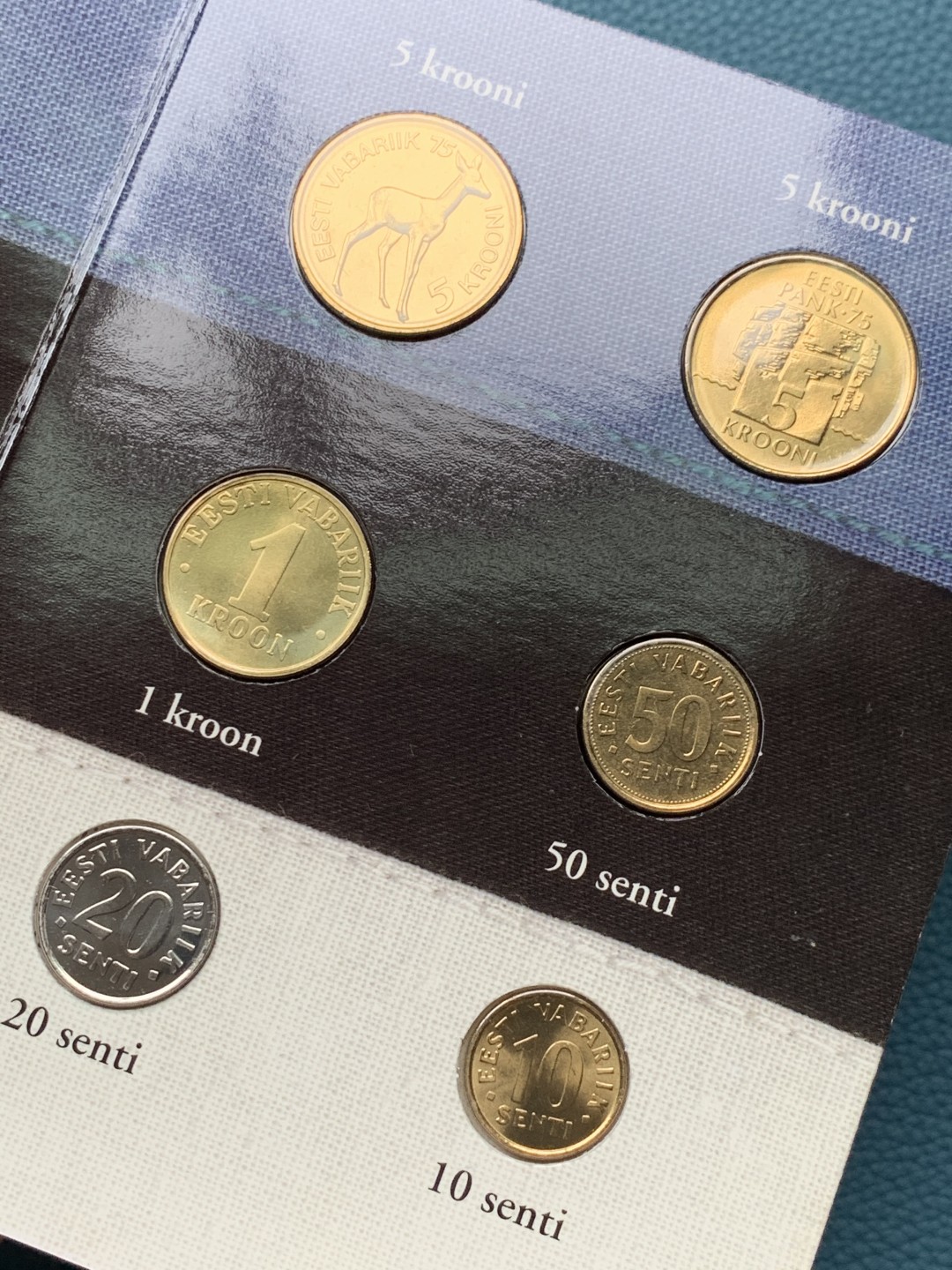 《竞宝斋》第151场-周日，周一，周四 3场 (全场包邮) 爱沙尼亚原封套币，BU品质