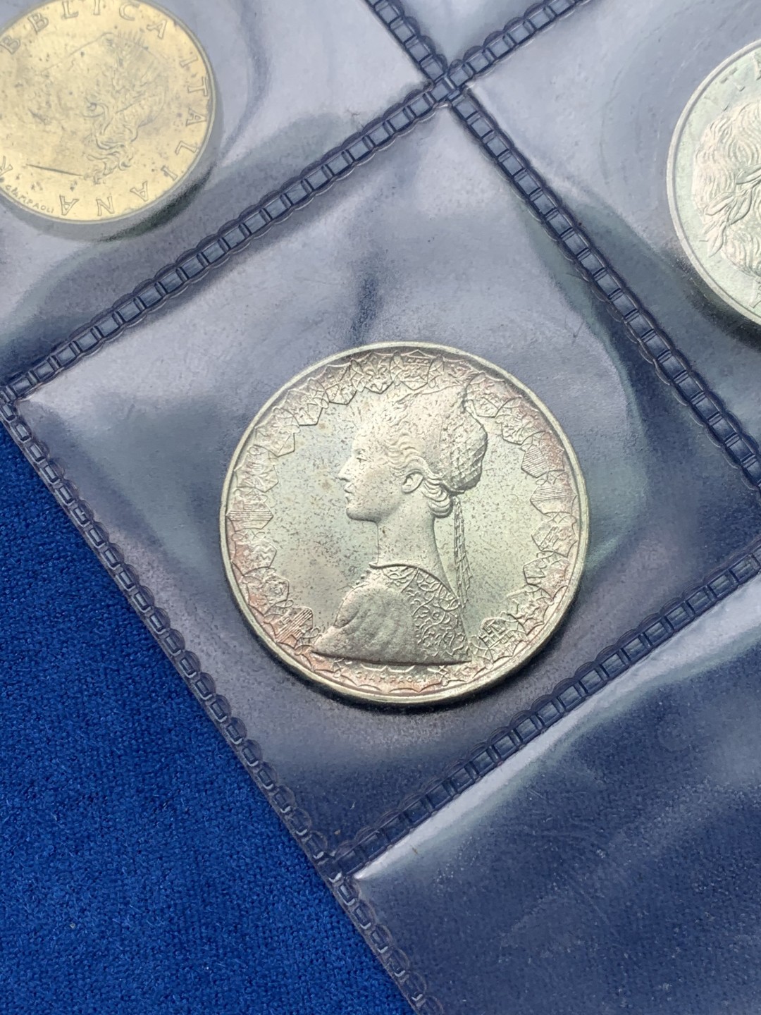 《竞宝斋》第151场-周日，周一，周四 3场 (全场包邮) 意大利1970年套币，2枚银币包浆品